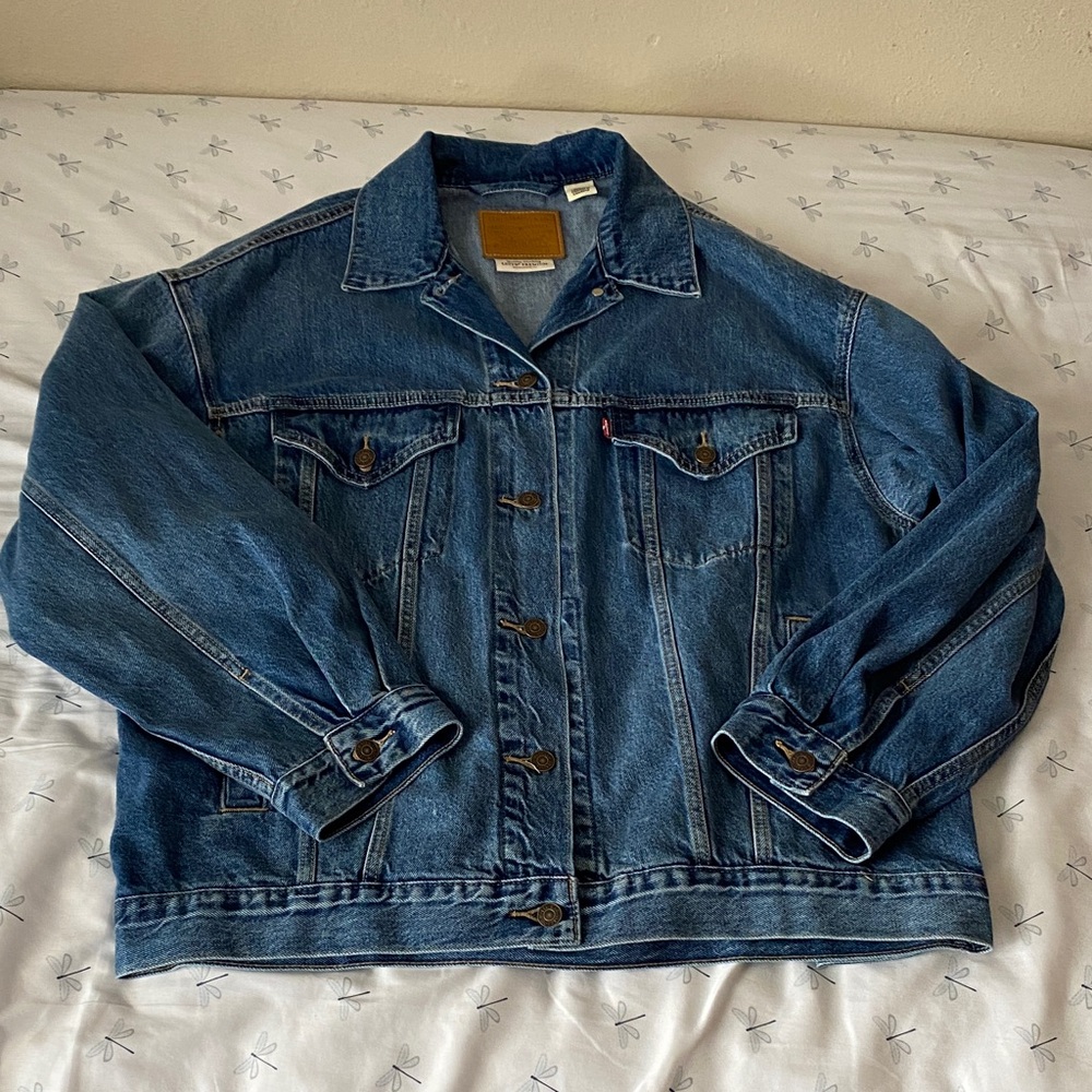 Levi's XL women’s trucker jacket